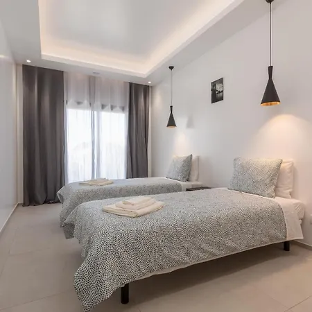 Correeira Luxury Residence T2 E - Albufeira, Pools, Wifi, Bbq, Beach * البوفيرا
